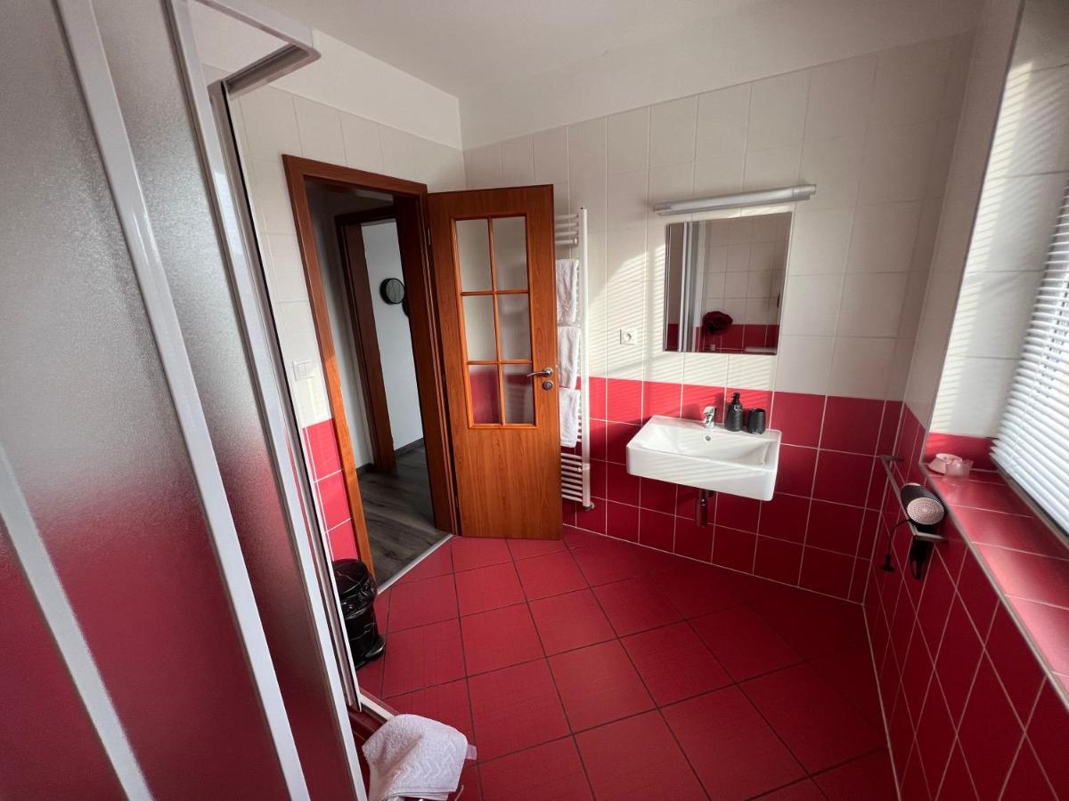 Restaurace Pyramida Hotel Karlsbad Eksteriør billede