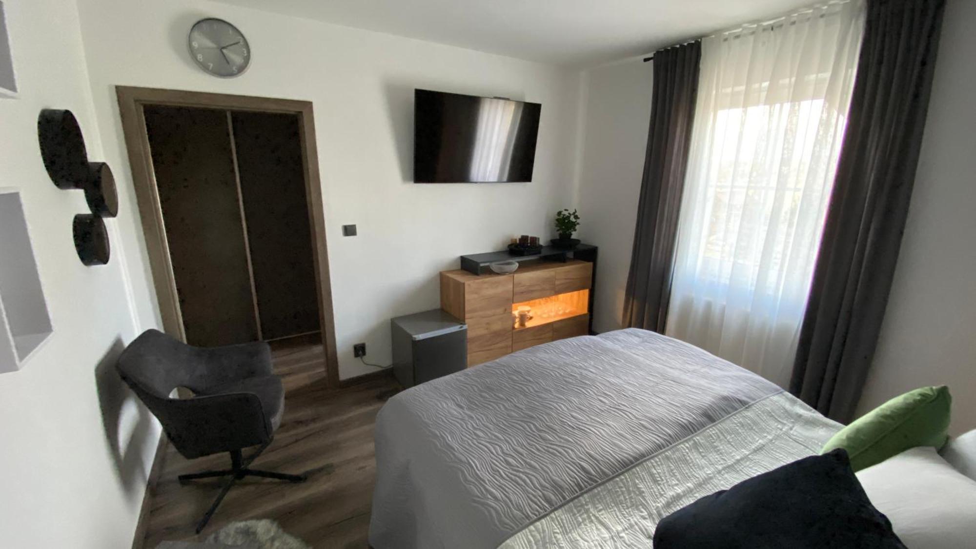 Restaurace Pyramida Hotel Karlsbad Eksteriør billede